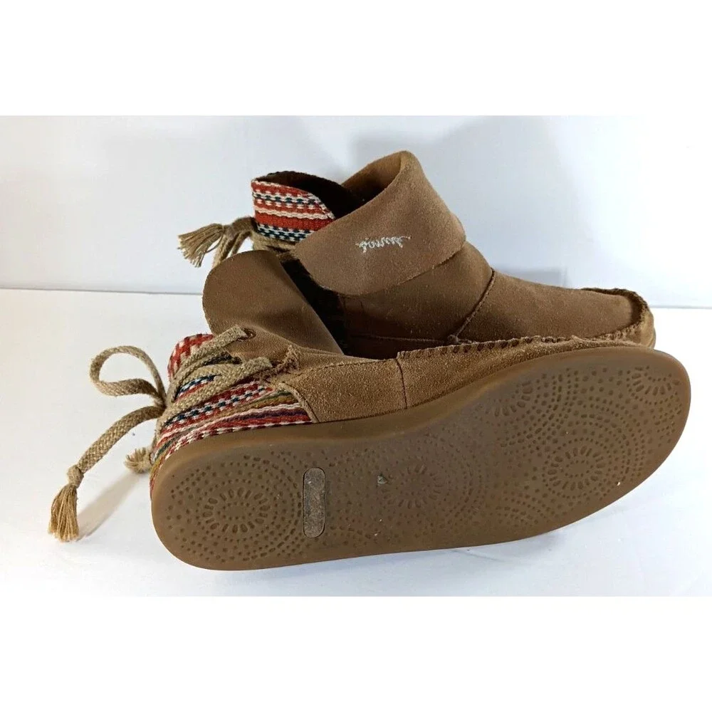 Sanuk Julep Women's Brown Suede Ankle Boots Knit Side Panel Size 6 Comfort
